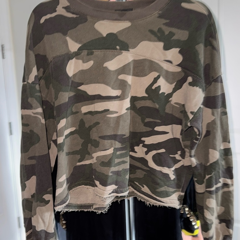 ATM camouflage sweater